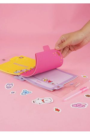 Set de Cuaderno y Accesorios Colección Bt21