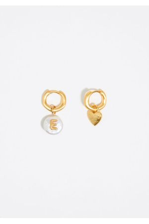 Zarcillos Aro Corazón Y Perla Letra E