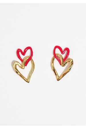 zarcillos dobles de corazón con textura