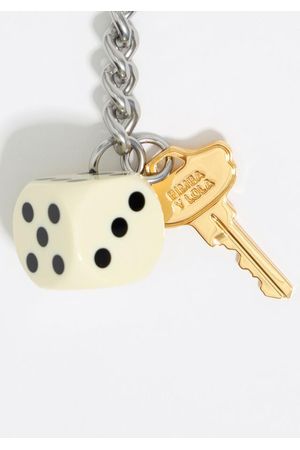 llavero con dado y llave