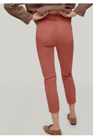 Pantalón push up satén