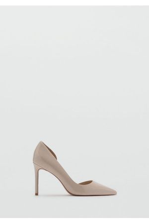 Tacón asimétrico efecto charol