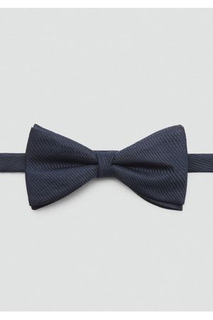 Pajarita clásica microestructura