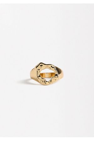 Anillo De Forma Irregular