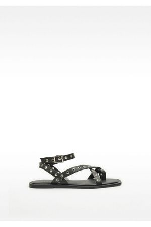 Parfois Sandalias planas con tiras y tachuelas