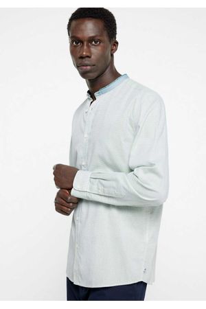 Camisa estructura cuello mao