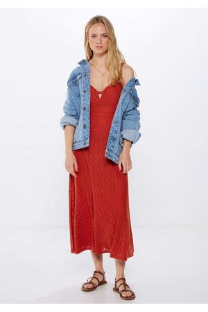 Vestido Midi Crochet Tirantes