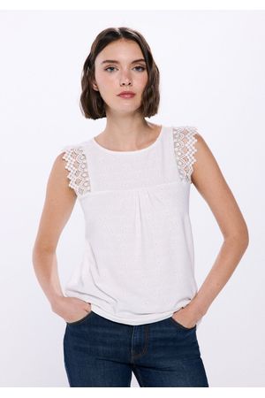 Camiseta hombros lace