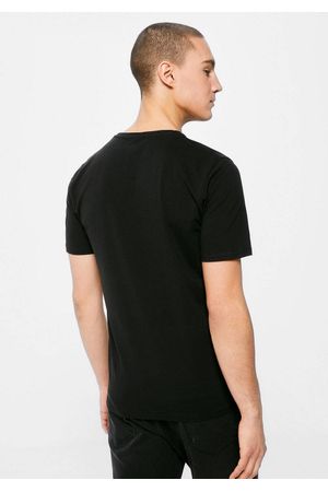 Camiseta cuello pico