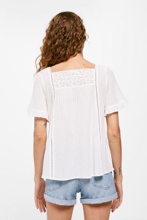 Blusa Fluida Pieza Crochet