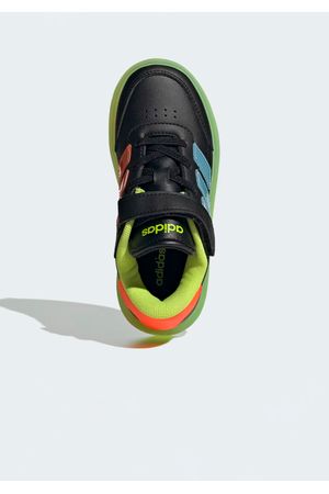 Zapato Adidas Courtblock