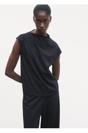 Camiseta Cuello Asimétrico Fruncidos