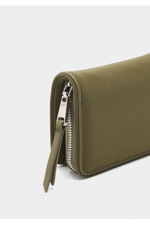 monedero de textura suave