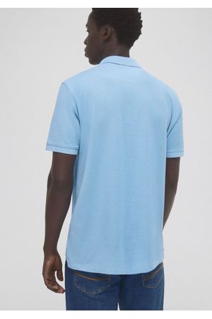 Polo básico con logo bordado